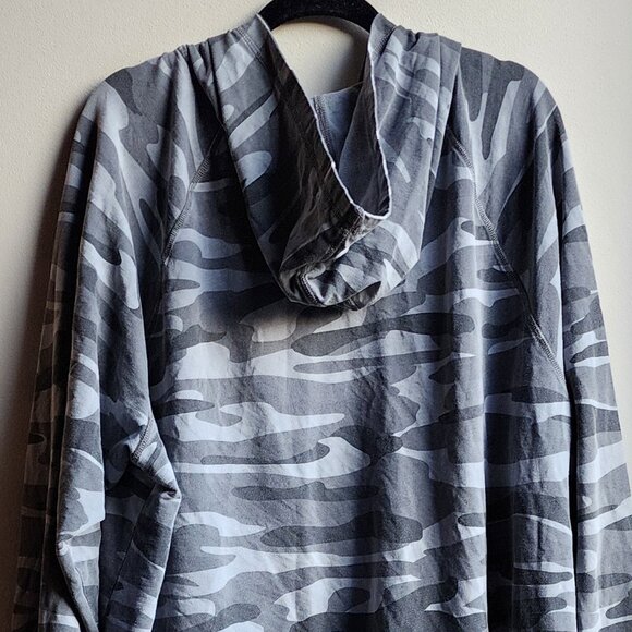Torrid Gray Camo Zip-Up Plus Size Hoodie Sweatshirt Size 4 - Picture 14 of 15
